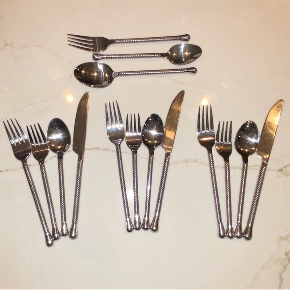 Pier 1 Kitchen Pier Stainless Steel Flatware Silverware Utensils Twisted Handle Teardrop